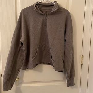 6/$19🦋 quarter zip cropped jacket